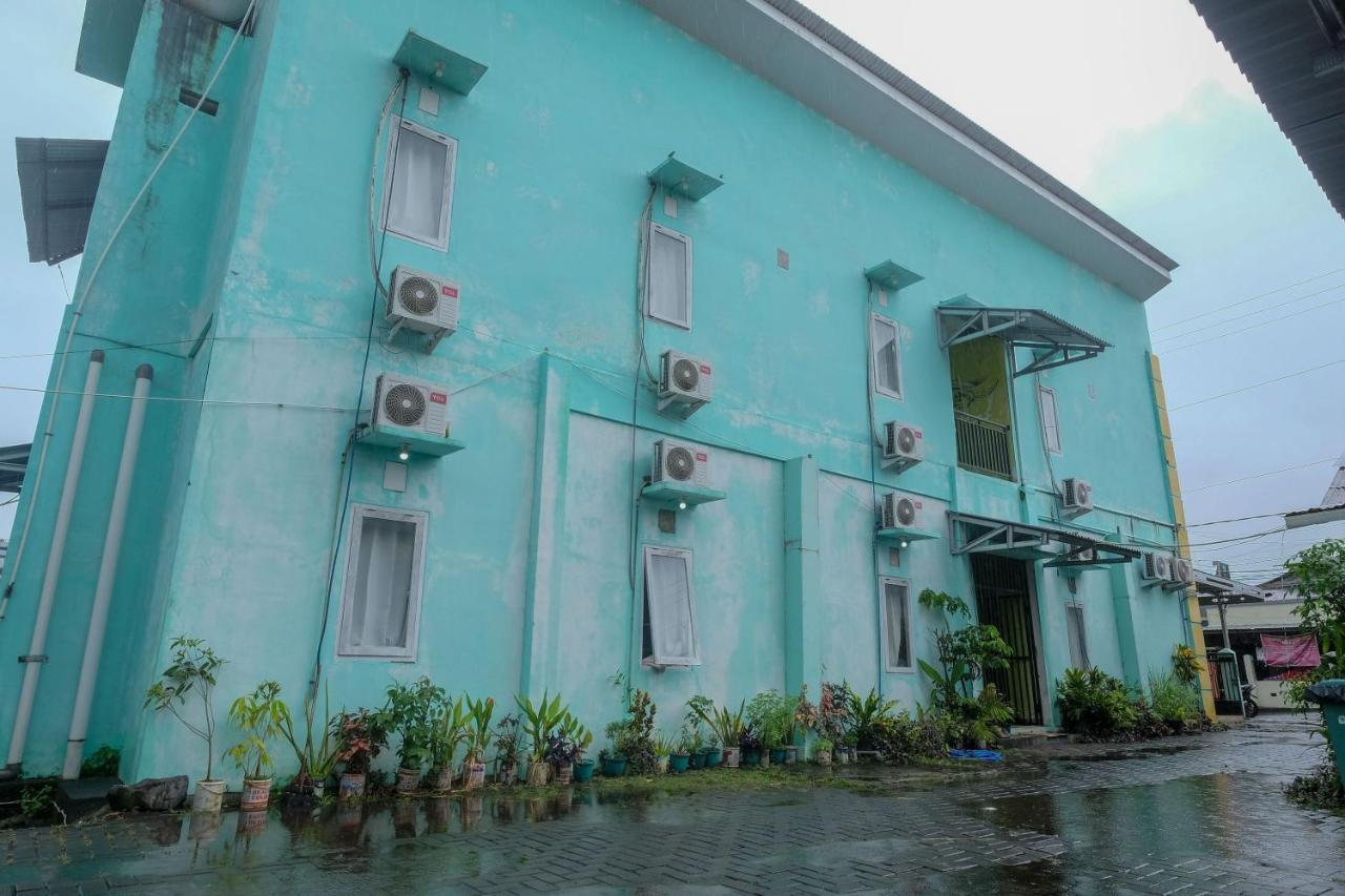 Reddoorz Near Politeknik Manado Hotel Exterior foto